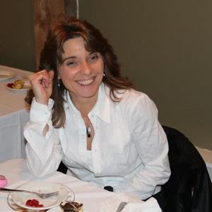 Meet your Posher, Ella